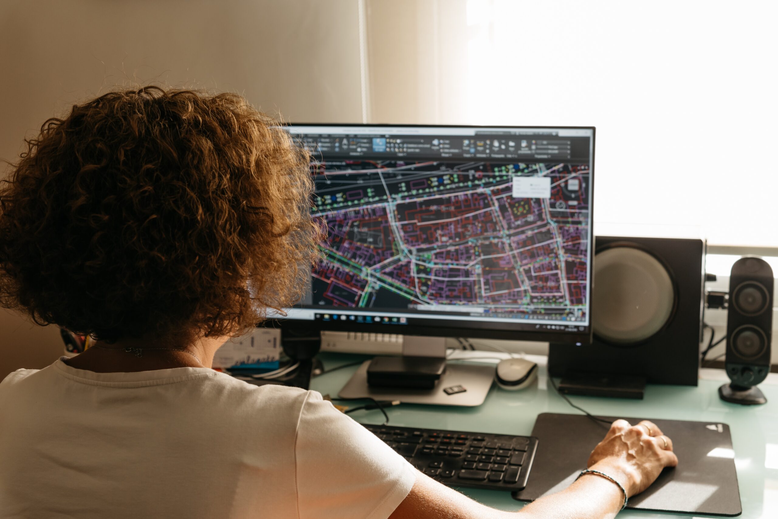 Unlocking the Full Potential of GPS Data with Geo-Fencing: A Game-Changer for Your Business